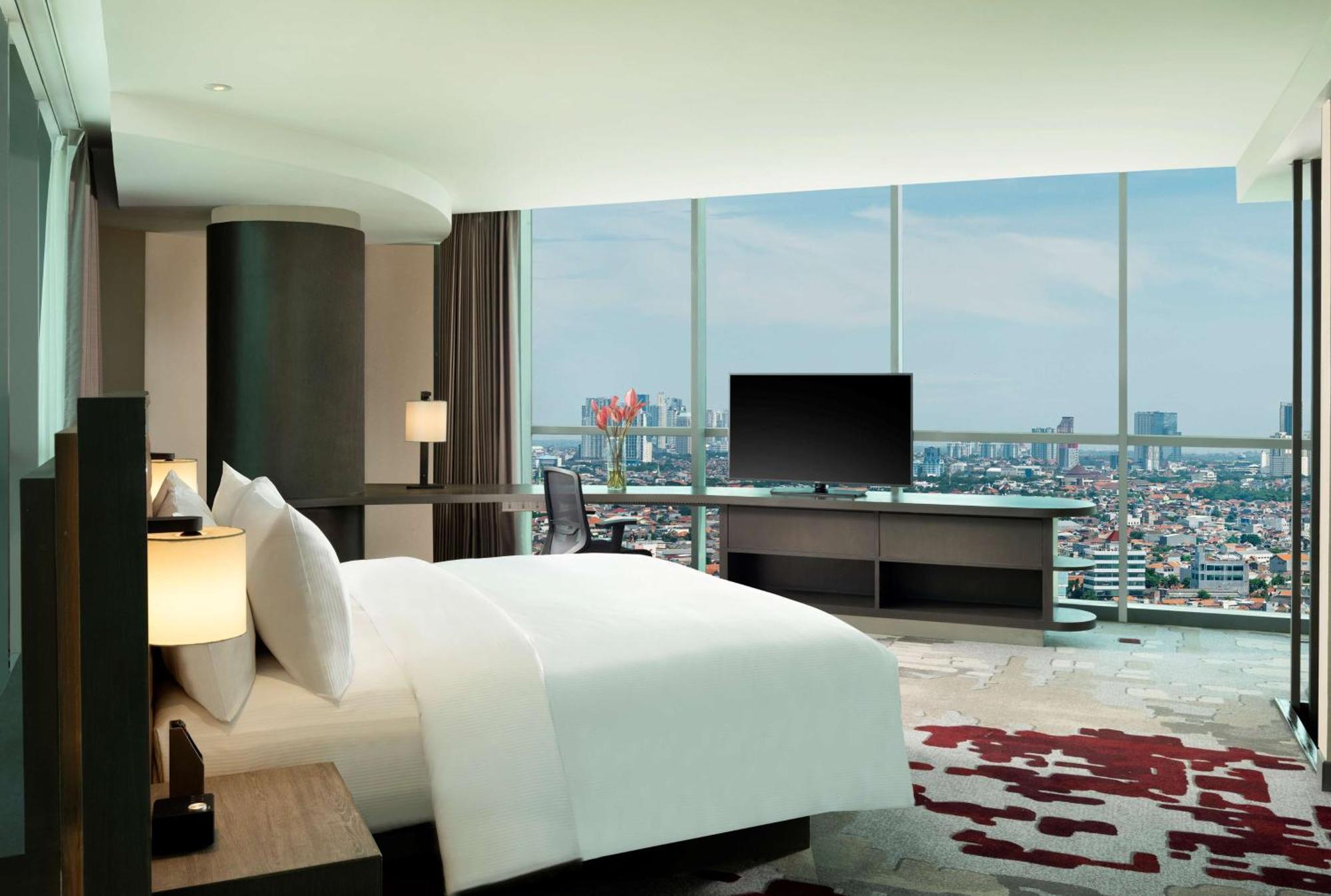 Doubletree By Hilton Surabaya Hotel Buitenkant foto